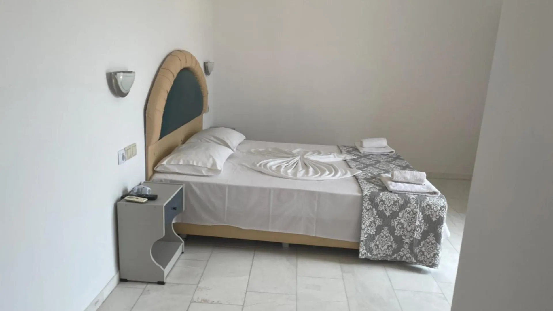 Hotel Kourkoumelata アルゴストリオン