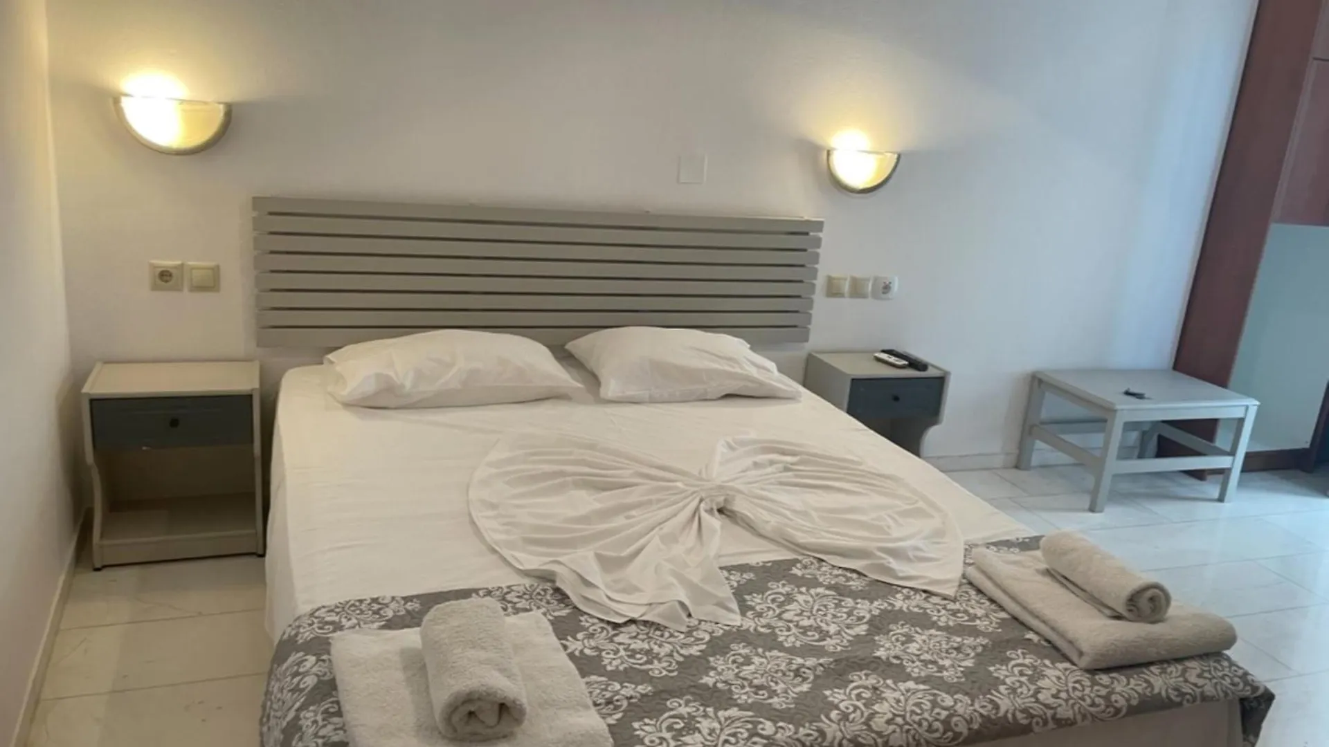 Hotel Kourkoumelata アルゴストリオン