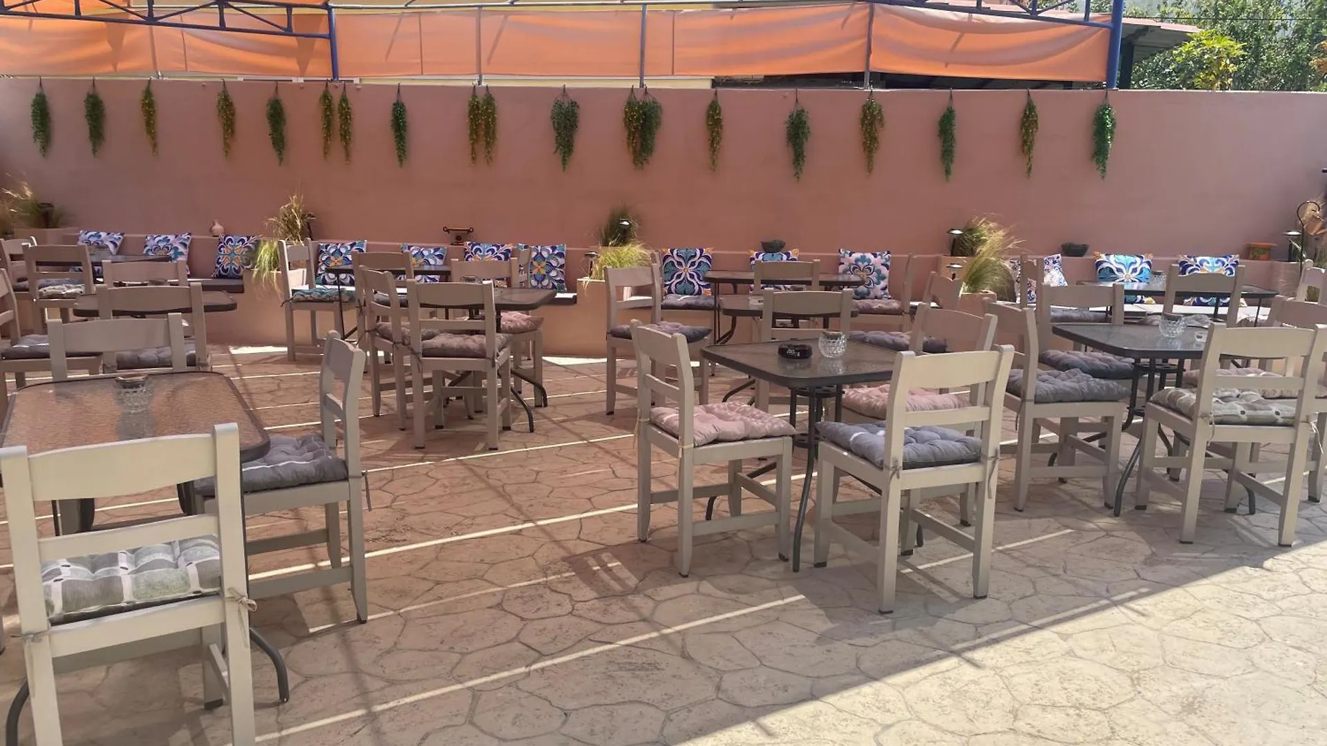 Hotel Kourkoumelata Argostoli   Argostoli (Kefalonia)